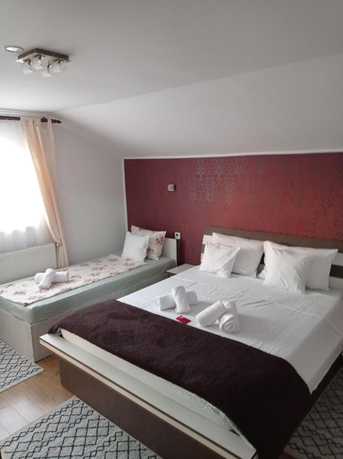 Casa Borza Hotel Alba Iulia Ngoại thất bức ảnh